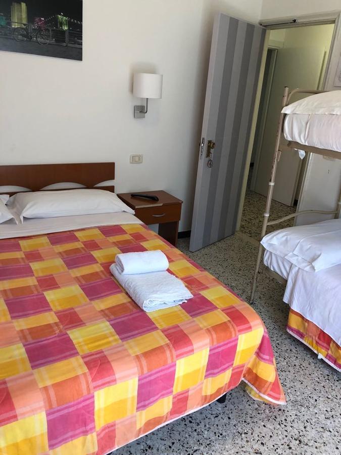 Hotel Hollywood Riccione Exteriér fotografie